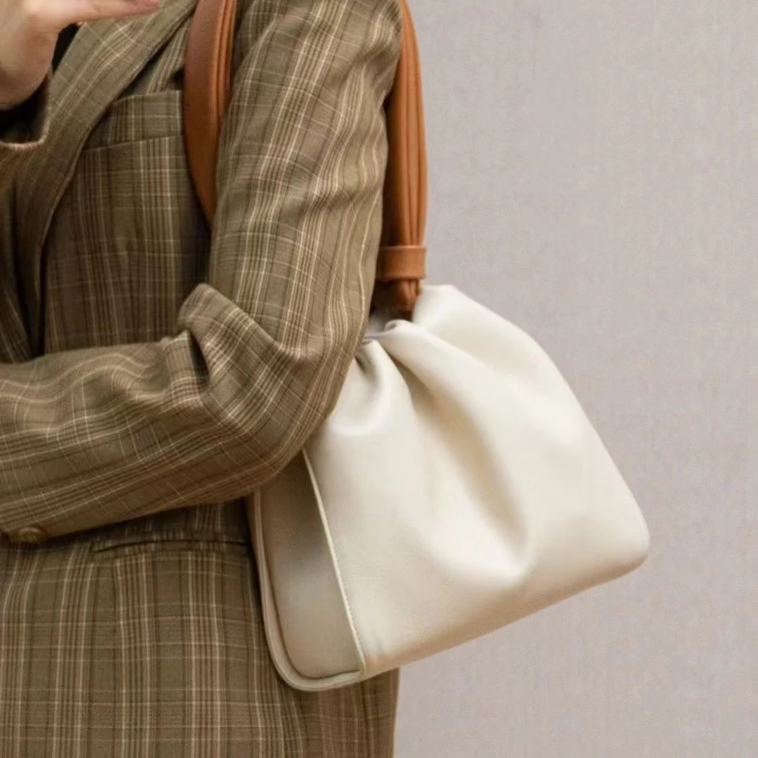 【贵妃】 q421 蛇年新款女士百搭轻奢斜挎大容量包