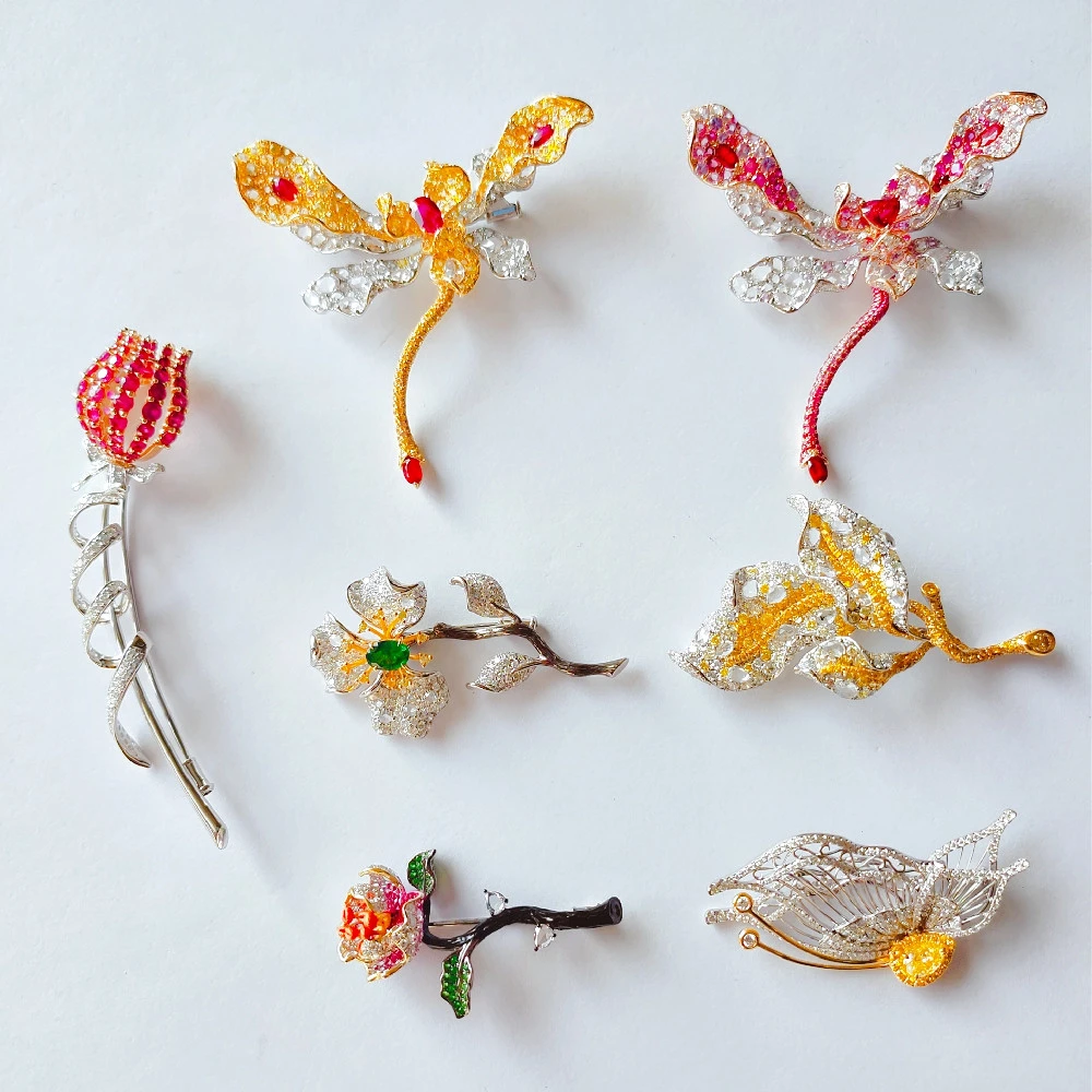 荟翠天下18K红宝石钻石胸针蝴蝶奢华胸花裙子西装别针高级感