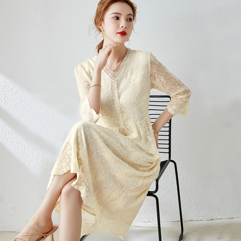 E8038真丝连衣裙女v领宽松衣服高级感刺绣中长款桑蚕丝夏季新款