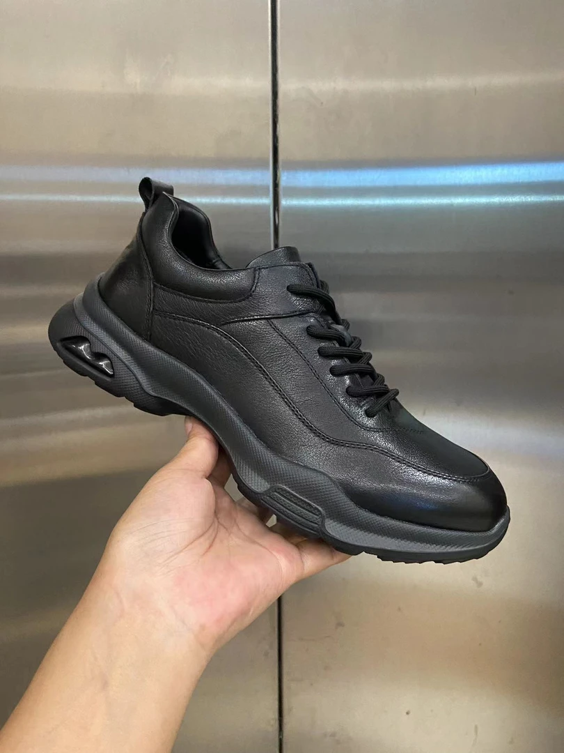 2025年新款橡胶休闲发泡橡胶鞋底百搭拼色休闲板鞋TY48