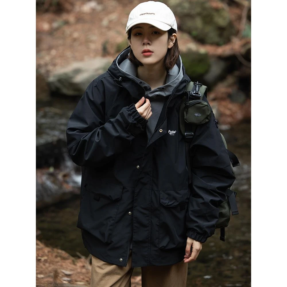 易燃空间轻户外连帽冲锋衣外套男日系多口袋防风机能夹克潮
