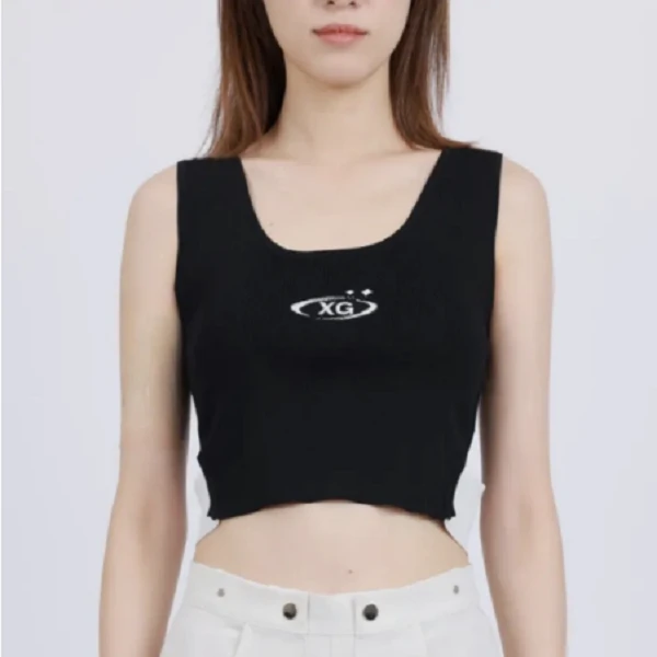XG雪歌夏季新款时尚小吊带背心短款