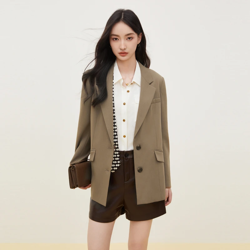 XG/雪歌气质时尚休闲设计感西服复古西装XI307015A373