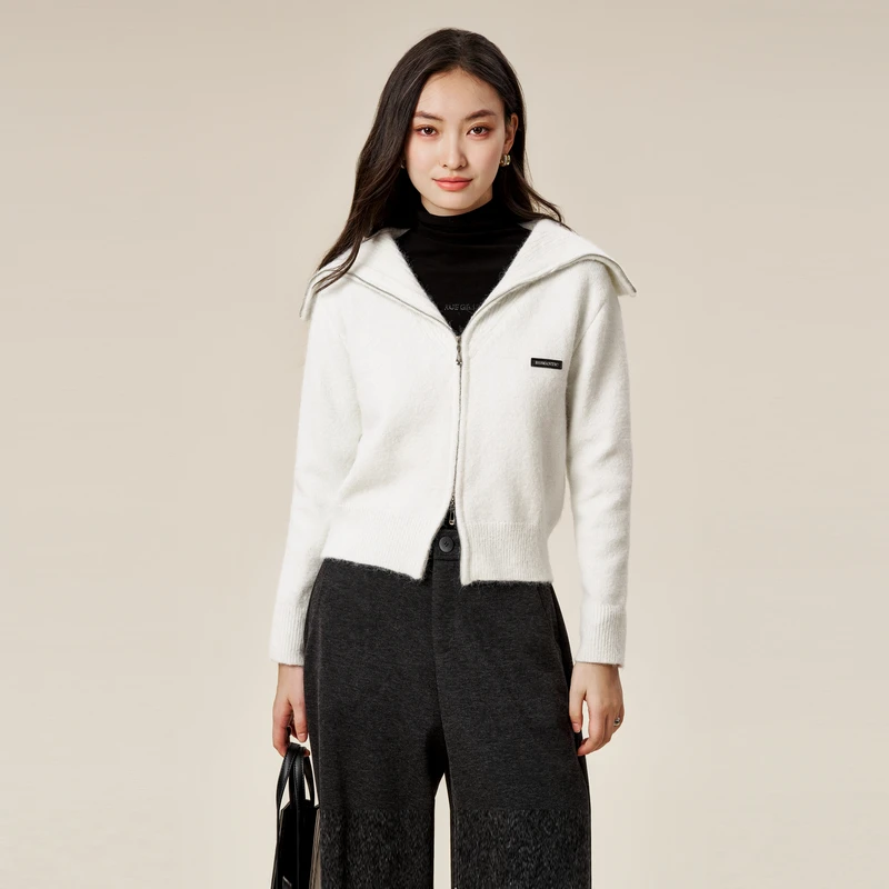 XG雪歌翻领短款毛针织衫时尚冬季新款绵羊毛开衫女XK411535A891