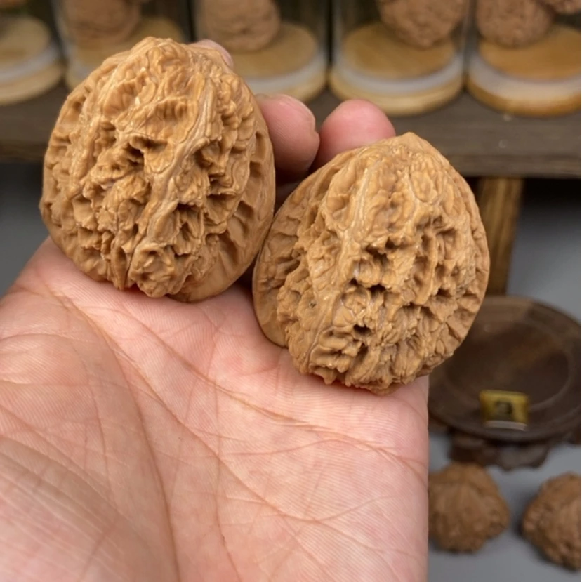 【闪购商品】文玩核桃把件北***片
