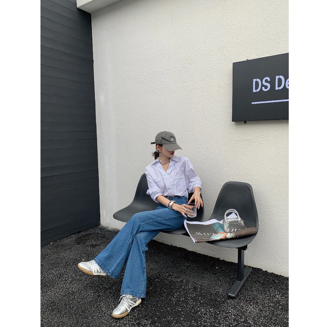 2025秋新款超模蓝时尚气质高腰显瘦微喇休闲设计感百搭牛仔裤