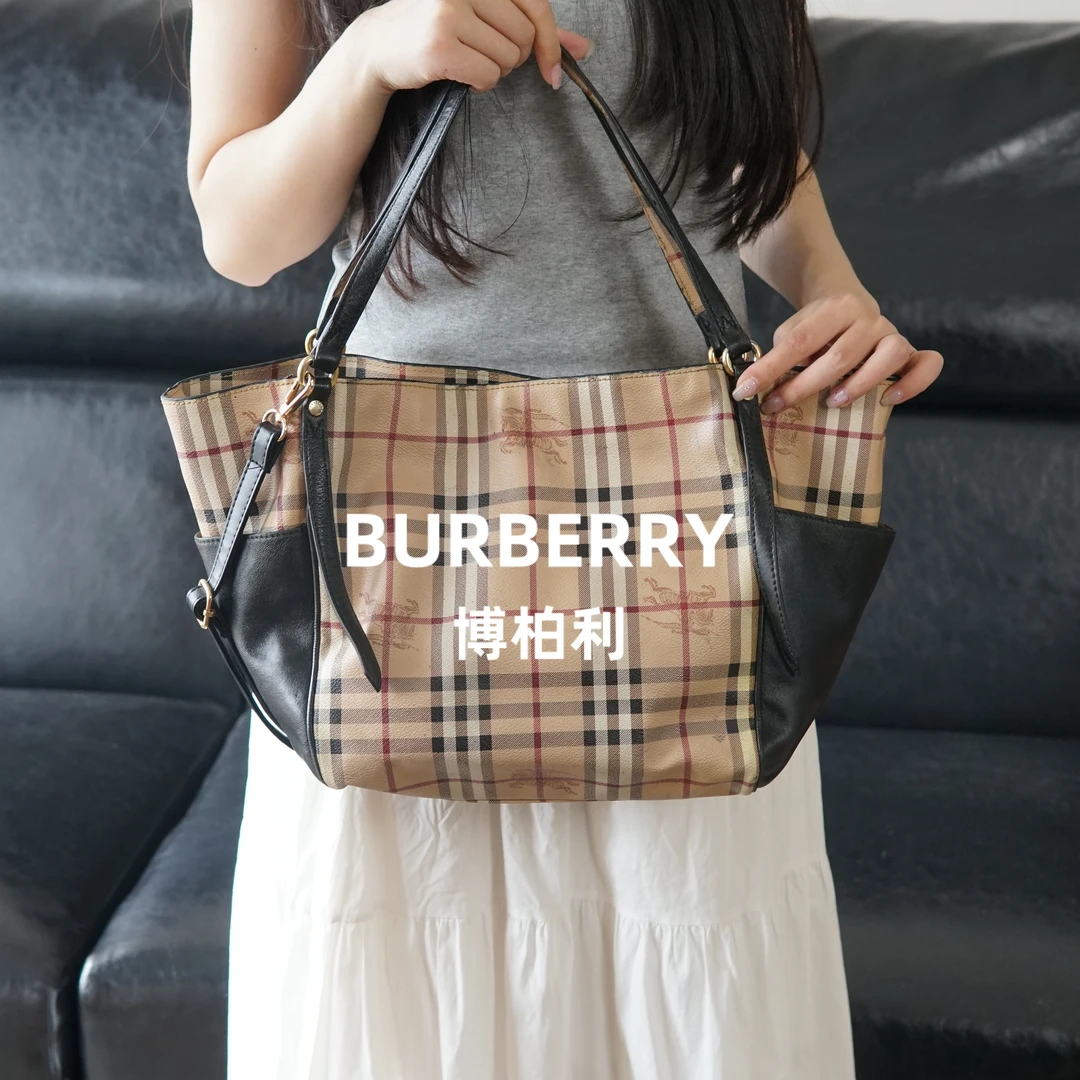 95新 BURBERRY/博柏利 格纹斜挎包/FYMK07609546/9546