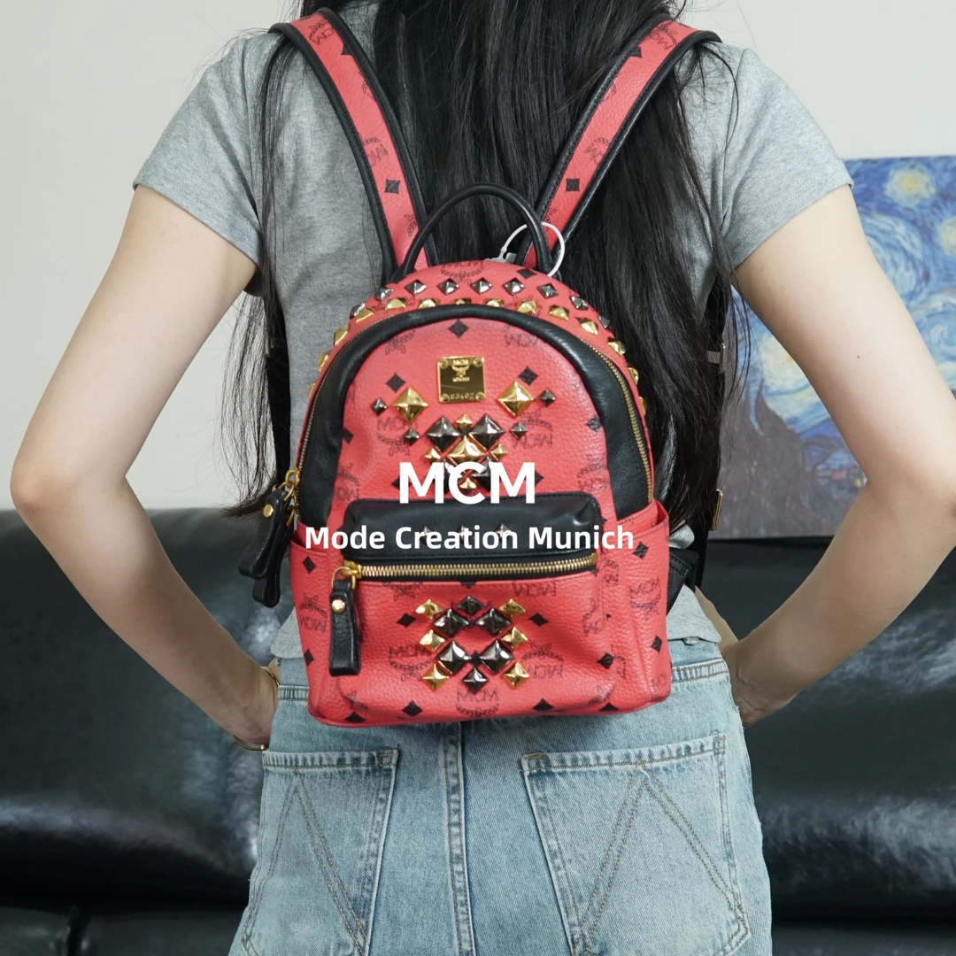 95新 MCM 红色双肩包/WJ09708008/8008