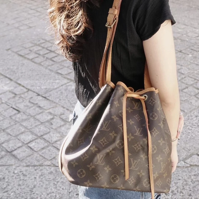 95新 LouisVuitton/路易威登 抽绳水桶包（小）/利亚德