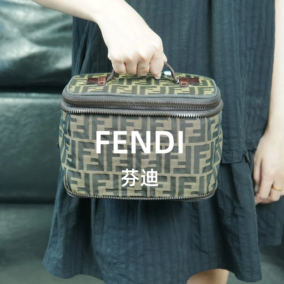 95新 FENDI/芬迪 饭盒手提包/hb05105331/5331