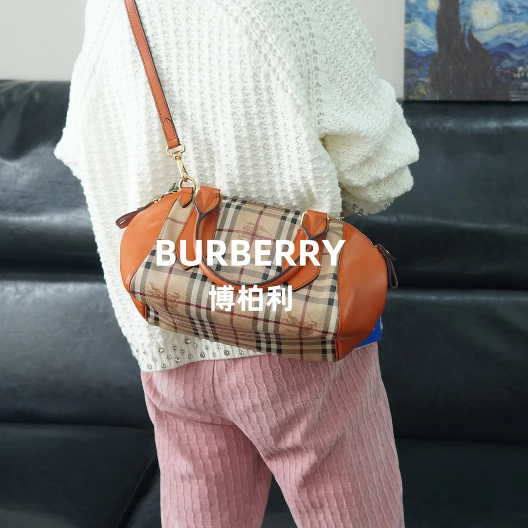 95新 BURBERRY/博柏利 巴宝莉 格纹斜挎包/FYYD09618002/8002