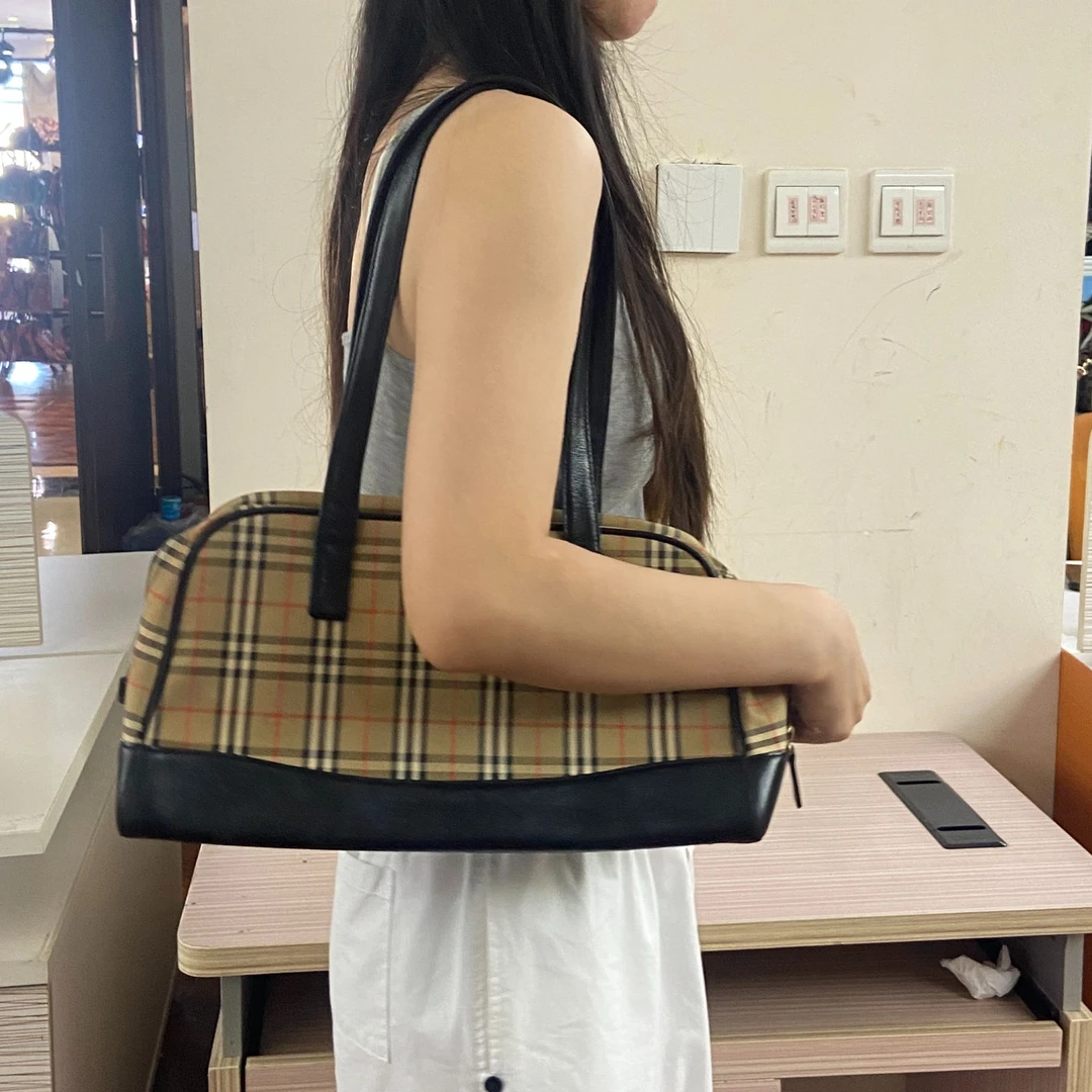 95新 BURBERRY/博柏利 巴宝莉单肩包/JJ09912716/2716