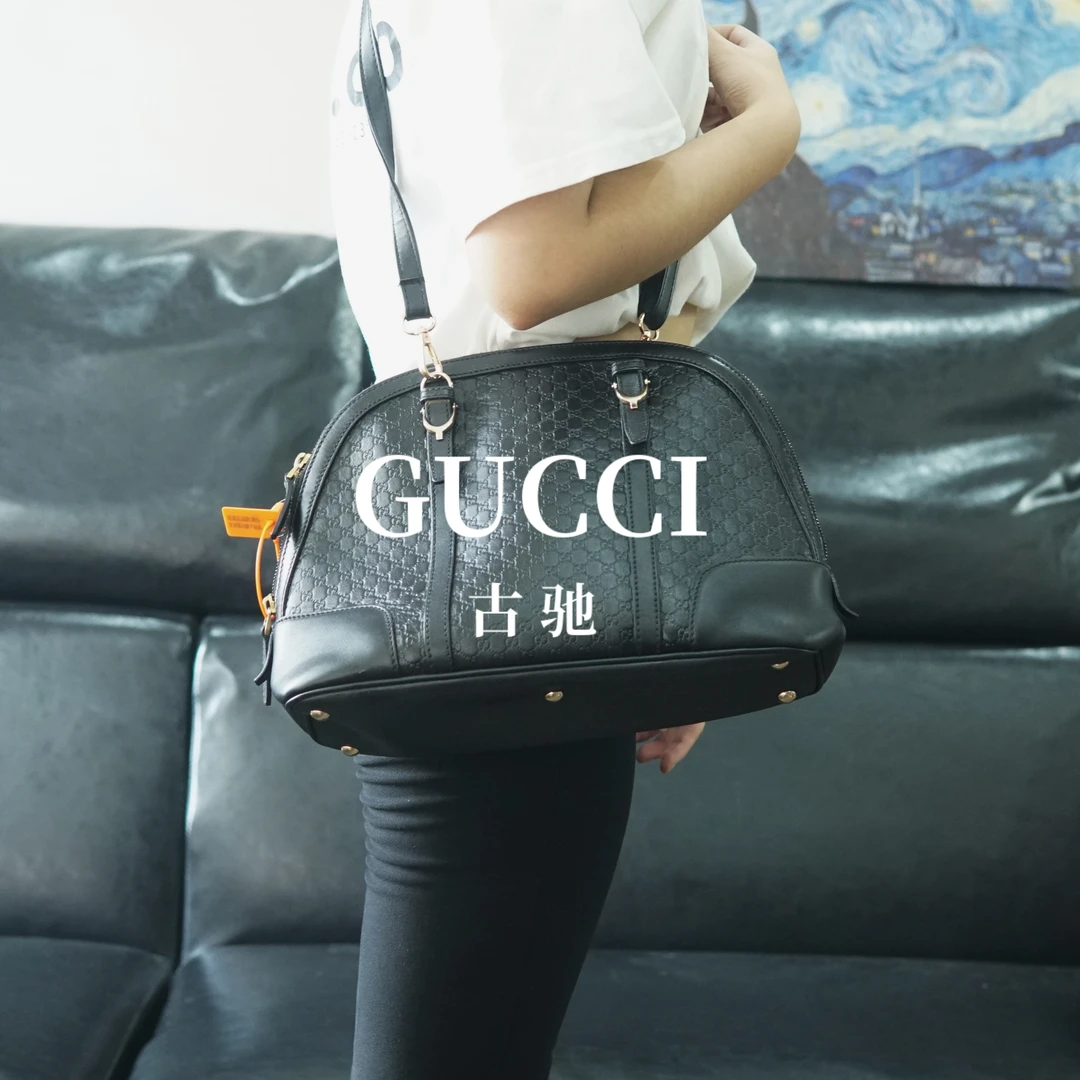 95新 GUCCI/古驰 黑色斜挎包/F4SS08318011/8011