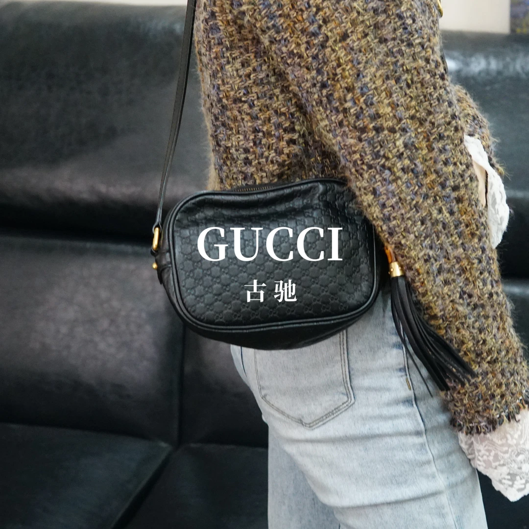 95新 GUCCI/古驰 黑色斜挎包/FYBB09703067/3067