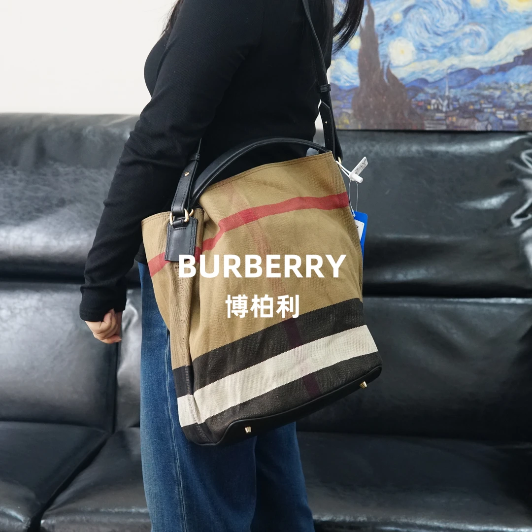 95新 BURBERRY/博柏利 巴宝莉/格纹水桶包/WJ12305034/5034