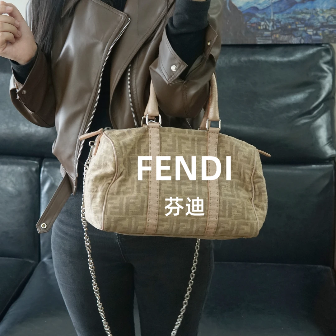 95新 FENDI/芬迪 老花枕头包/FYBB09615032/5032