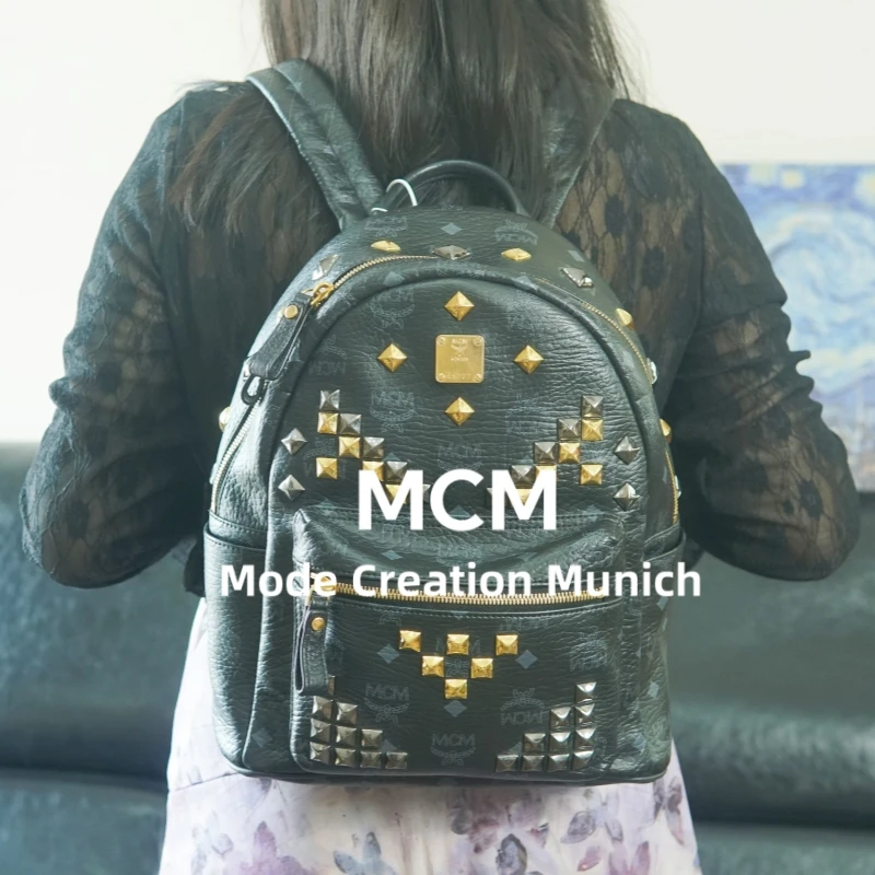 95新 MCM 黑色铆钉肩包/SD09720554/0554