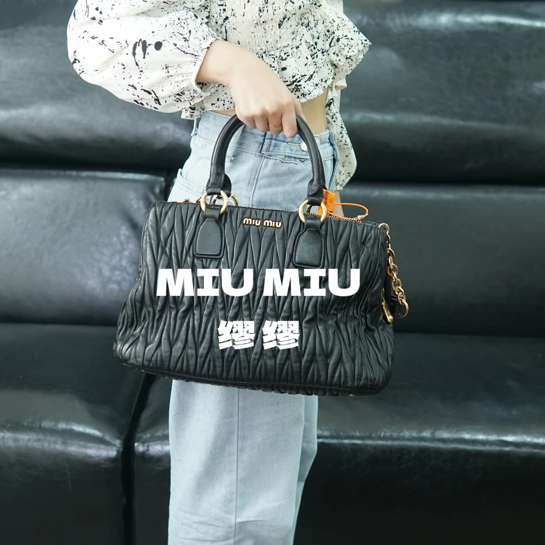 95新 MIU MIU/缪缪 miumiu/黑金手提包/F4MM08705050/5050