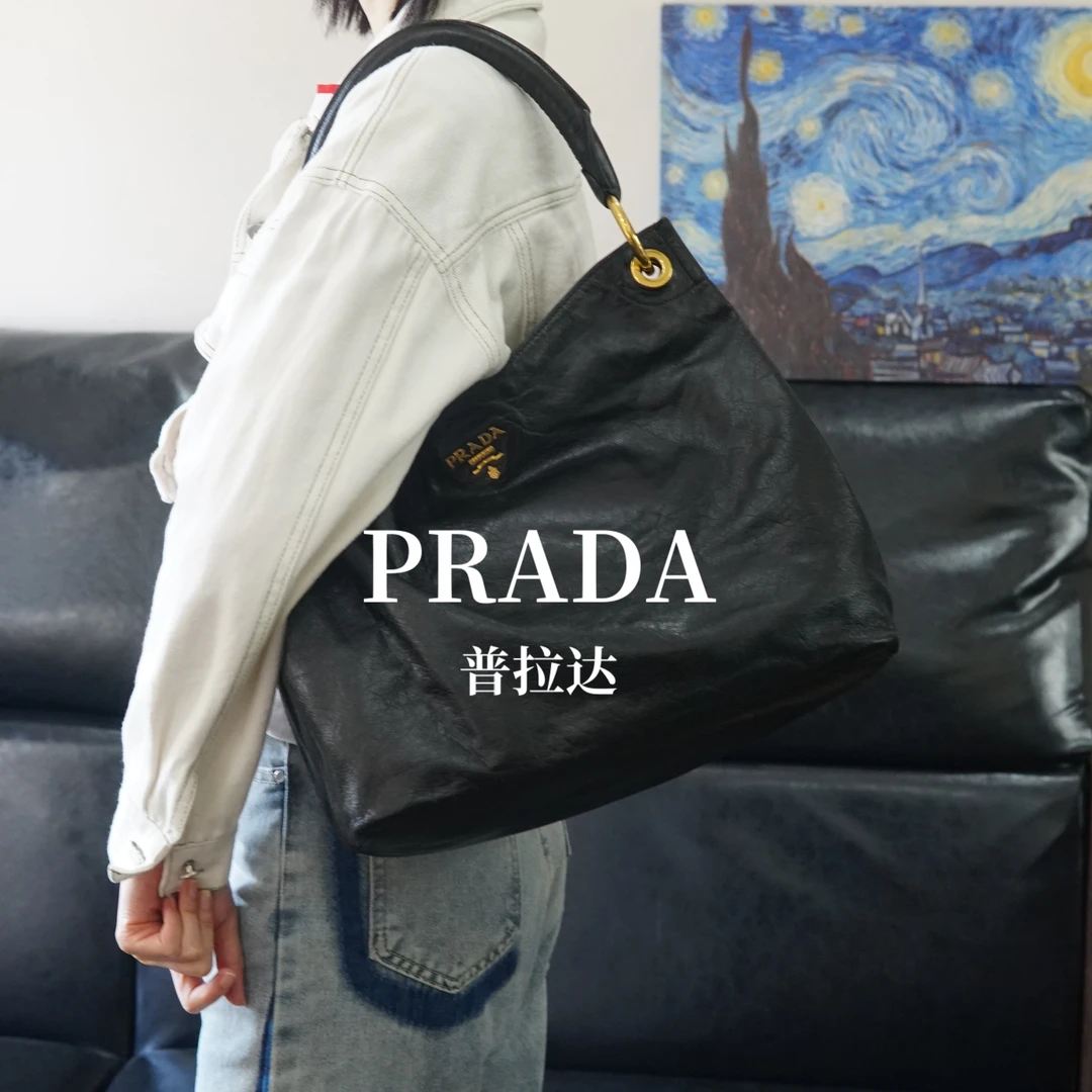 95新 Prada/普拉达 黑金单肩包/F3WJ09824028/4028