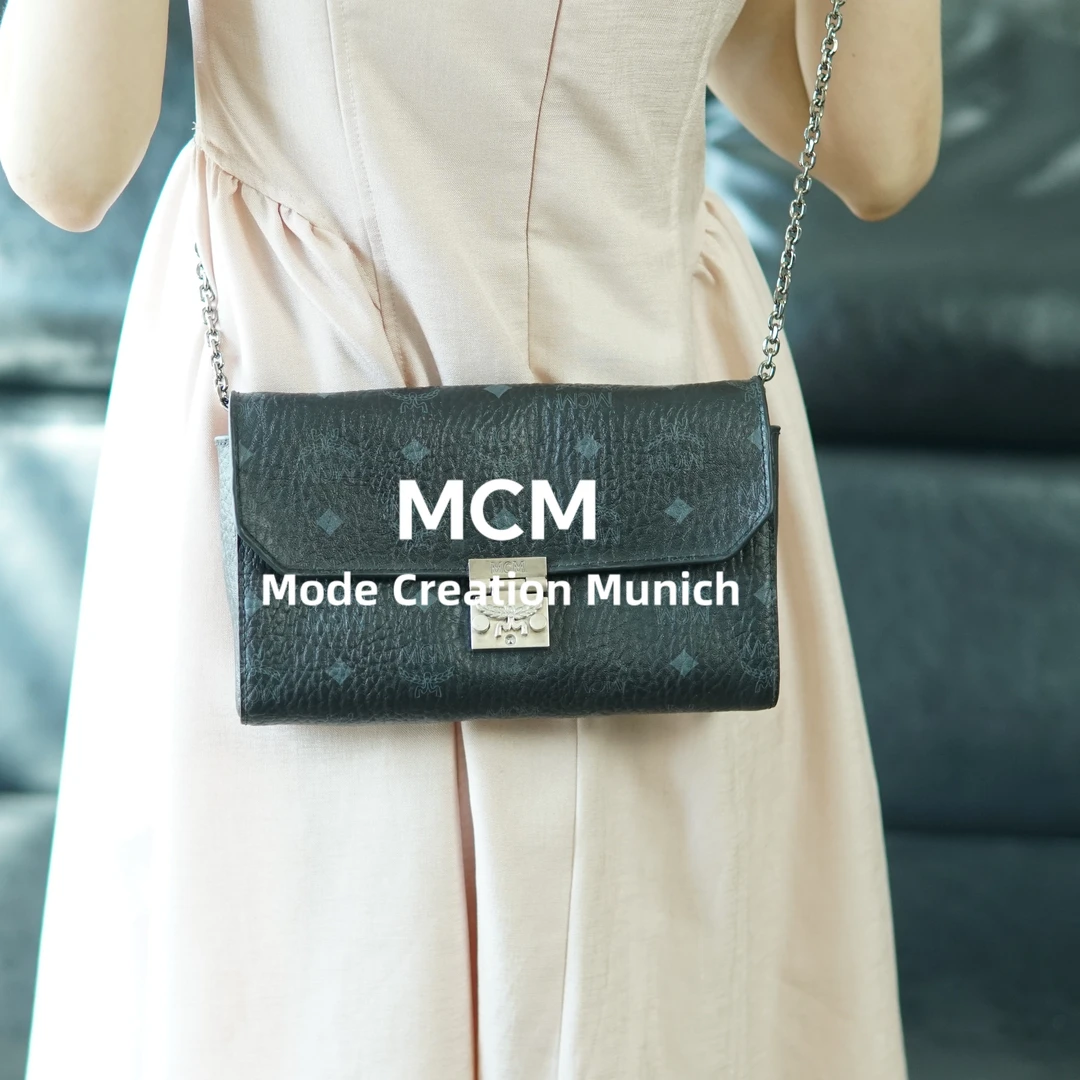 95新 MCM 黑色老花链条包/SD08410571/0571