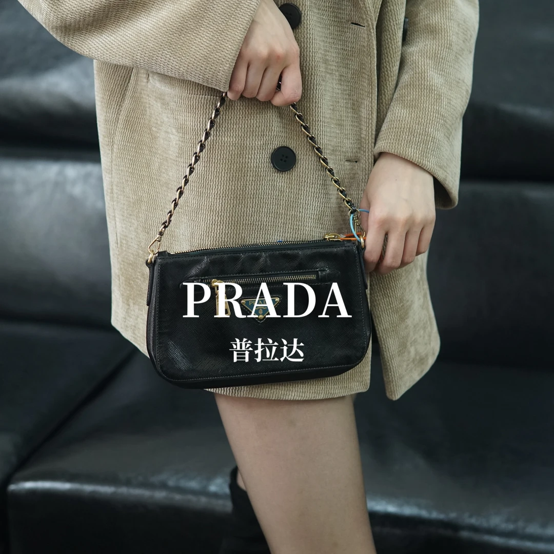 95新 Prada/普拉达 黑金手提包/ZT10601070/1070