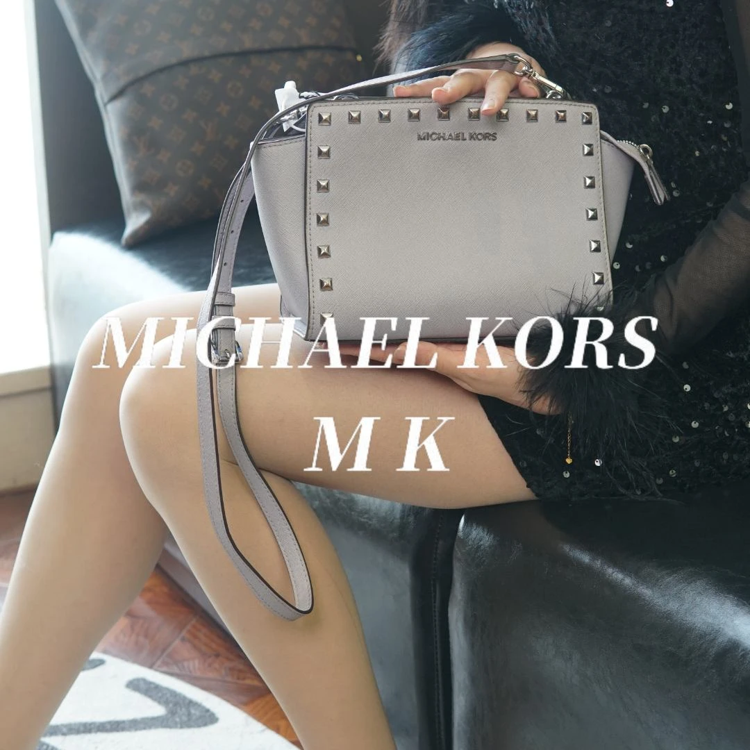 95新 MICHAEL KORS/迈克高仕 斜跨包/YXHB04129903/9903