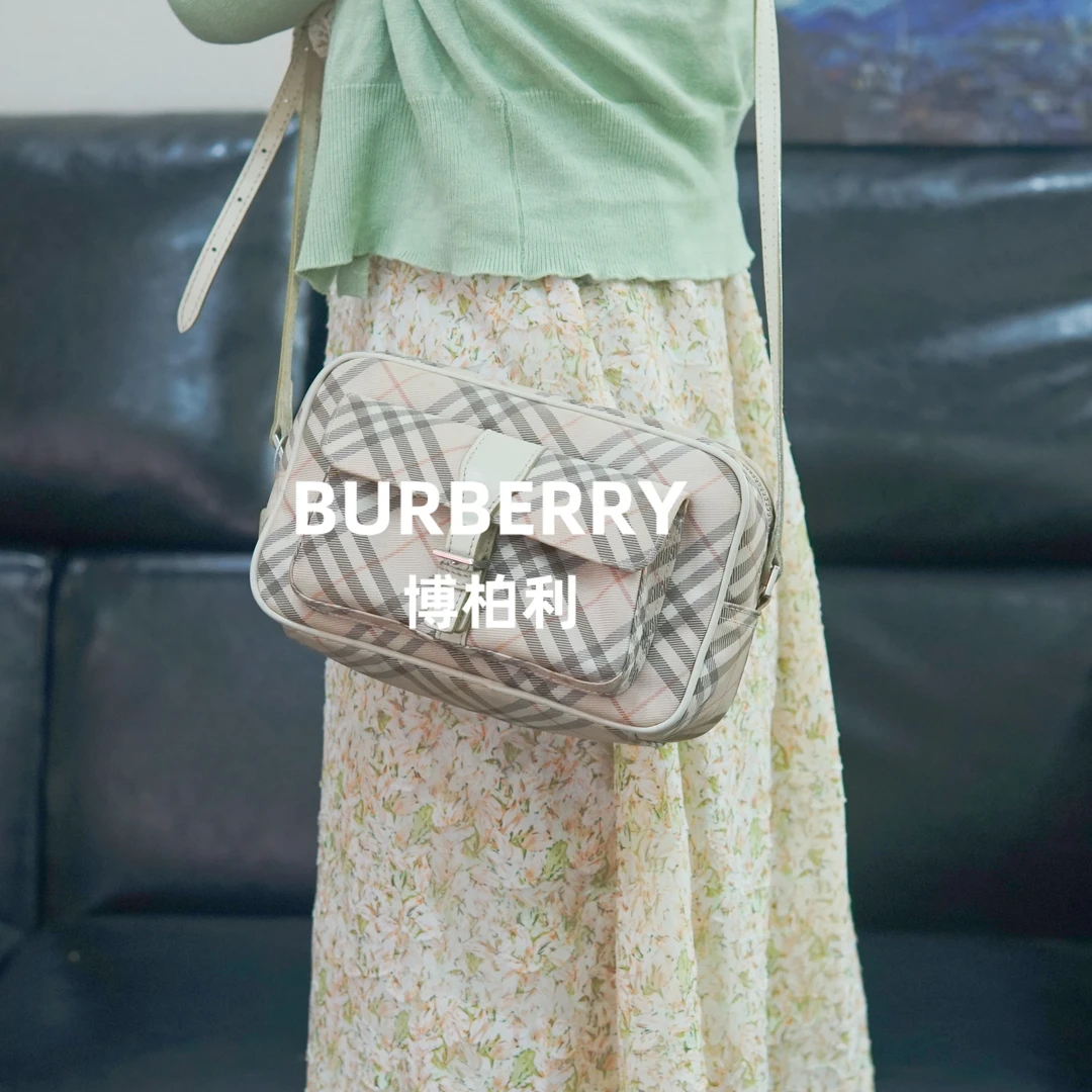 95新 BURBERRY/博柏利 格纹斜挎包/SP09524095/4095