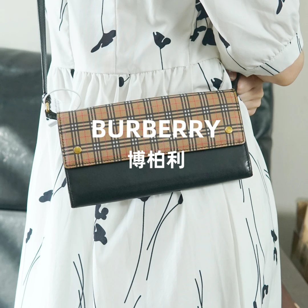 95新 BURBERRY/博柏利 格纹拼皮斜挎包/ZZ09714013/4013