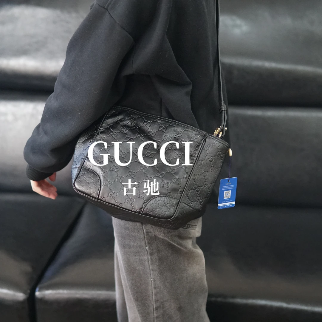 95新 GUCCI/古驰 黑色斜挎包/YZ09604076/4076