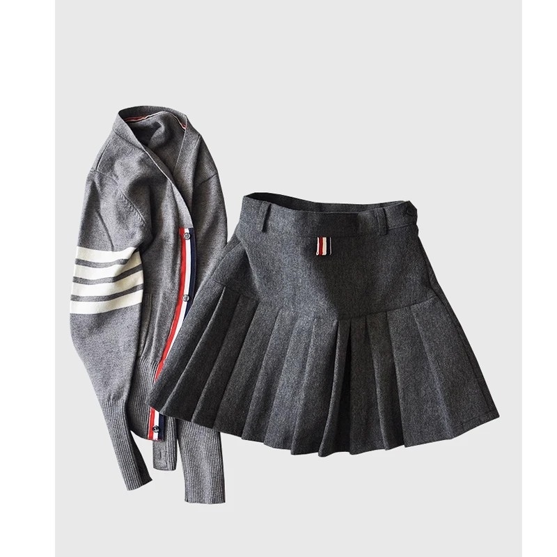 TB学院风百褶裙秋冬2024新款高腰毛呢加厚短裙显腰瘦半身裙女A字
