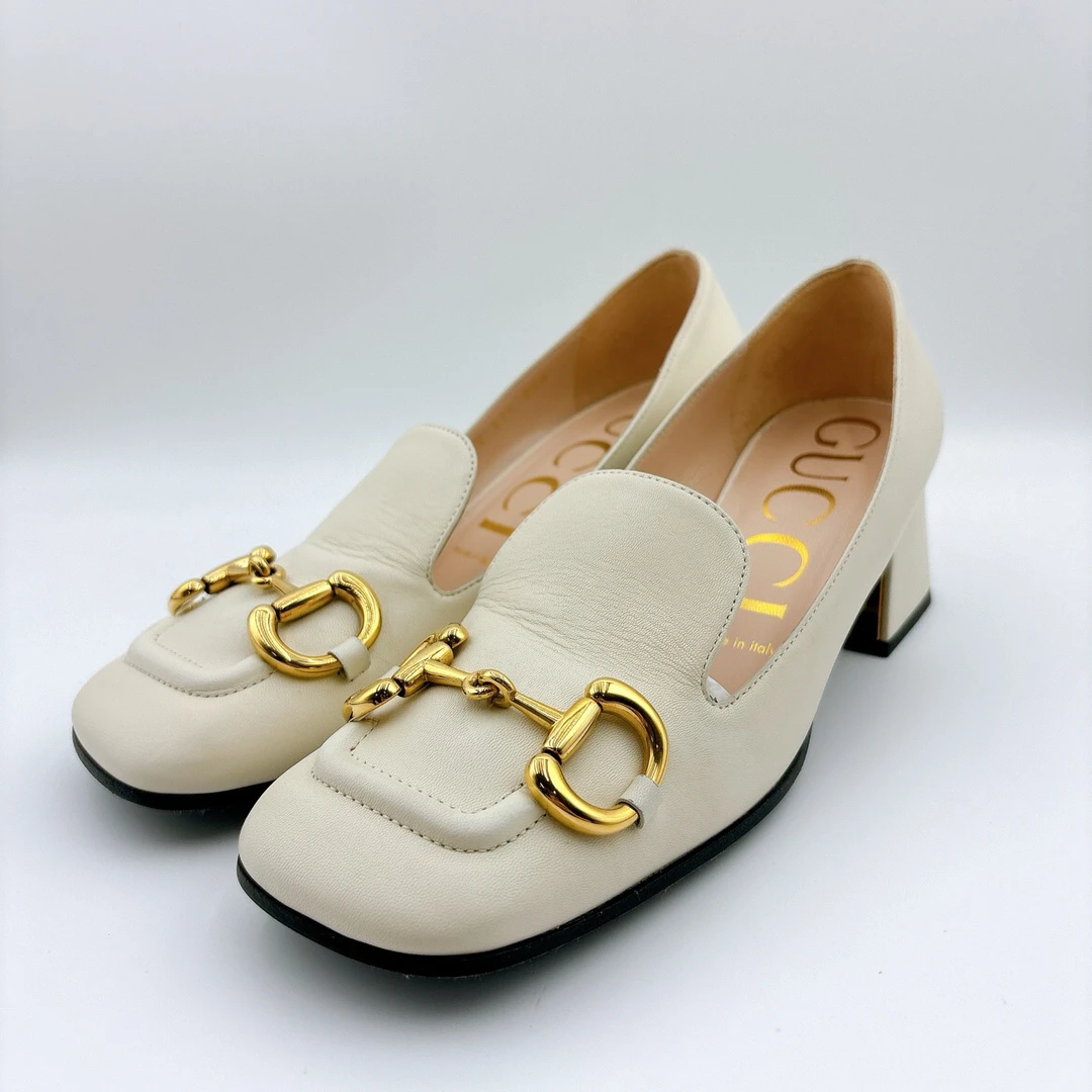 97新/古驰/Gucci37.5码/经典款马衔扣米色粗高跟/BM00457