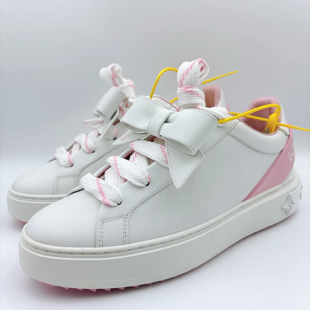 95新/路易威登/LV37.5码/粉色蝴蝶结timeout女款时尚板鞋/BM00094