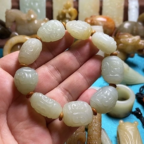 和田玉挂件未镶嵌