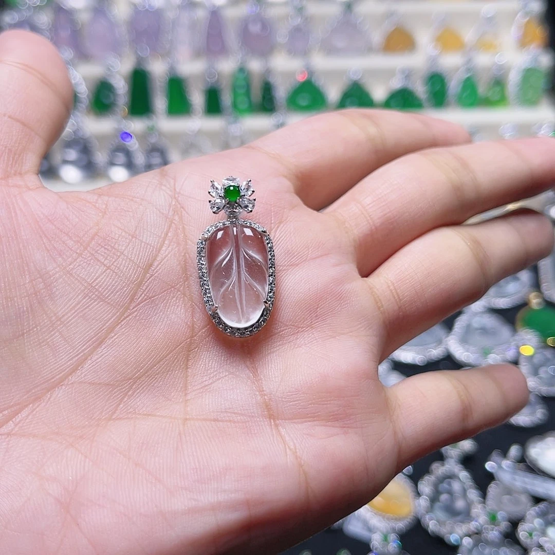 石英质玉颈饰银S925镶嵌