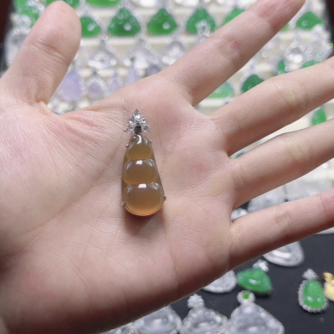天然玉石，玉髓中号福豆，s925银镶嵌
