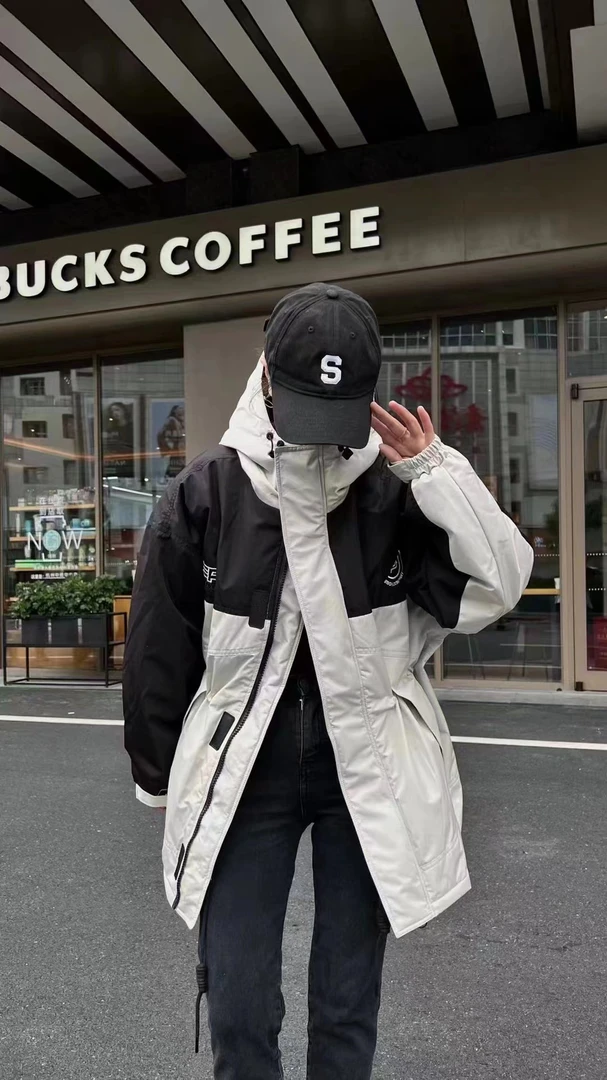 小妹推荐女士冲锋衣外套