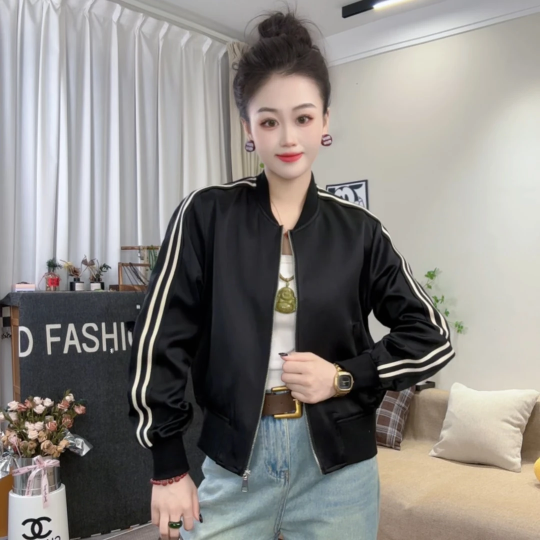 春秋新款女士夹克刺绣时尚休闲百搭棒球服上衣女外套黑色1050