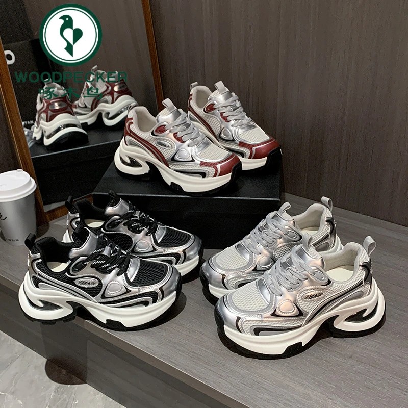 啄木鸟秋季透气银色老爹鞋女2024新款百搭增高休闲鞋网面厚底港风