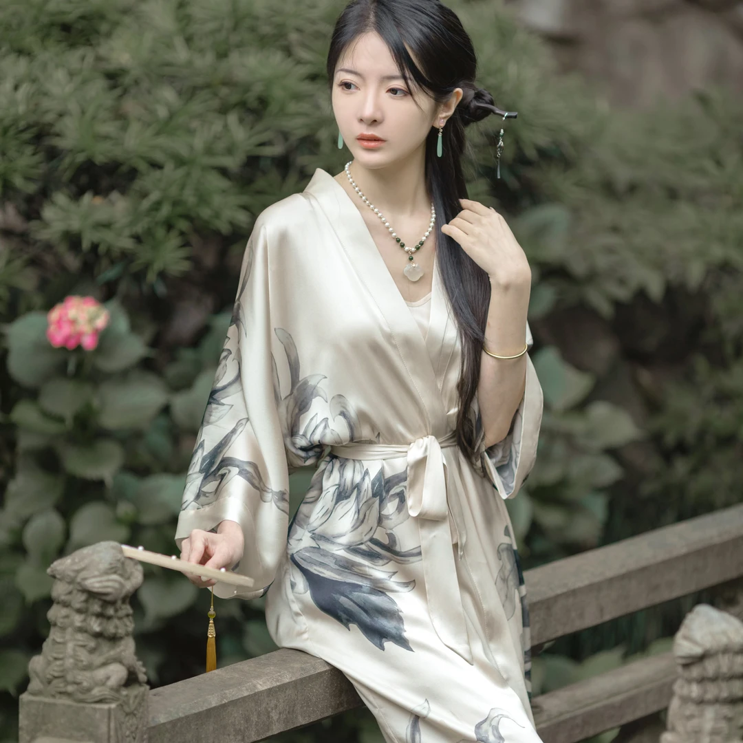 【香槟水墨画】100%桑蚕丝睡衣 真丝系带睡袍晨袍 女 春秋夏中国风