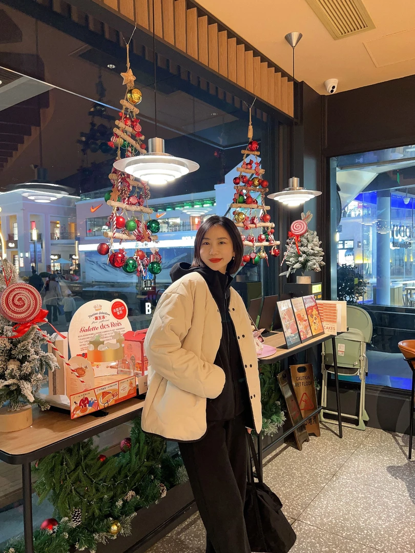 125号 清仓  不退换 ！正反两穿撞色空中纱羊驼毛填充棉衣外套