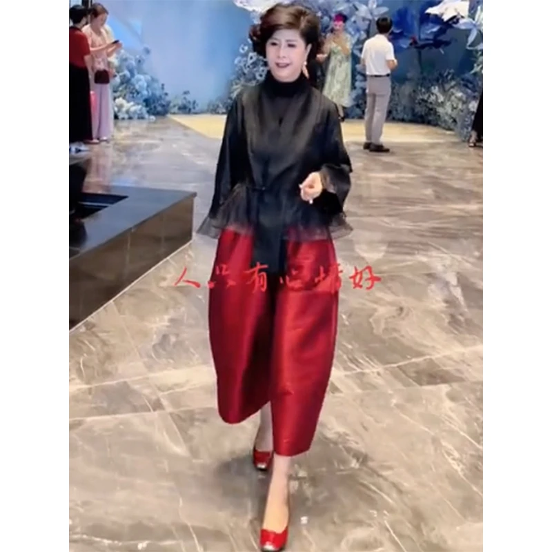 欧洲站2025早秋时尚新款高级感显瘦V领外套女高腰纯色阔腿裤女