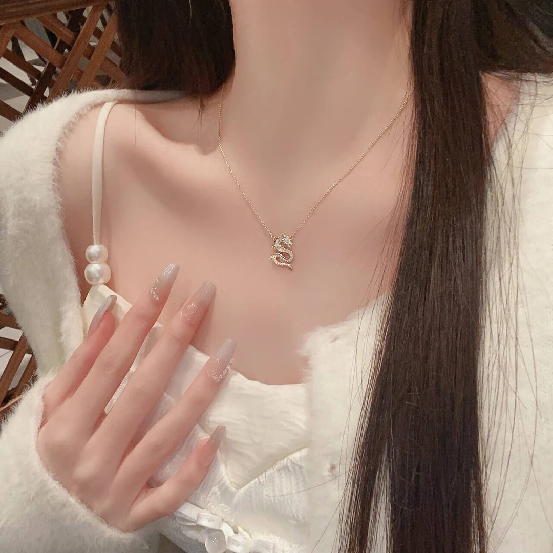 铜合金项链 XL-J122【祥龙】简约气质小众时尚轻奢镶嵌设计感项链女