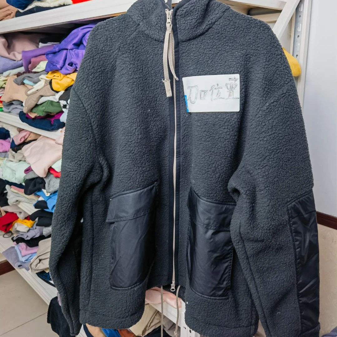 (有修复痕迹)断码孤品 男女同款 加厚运动衣99