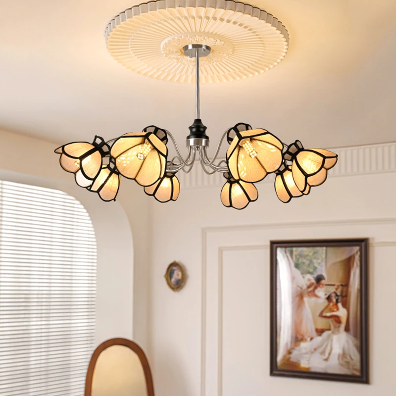 法式复古客厅吊灯2024新款艺术创意花瓣灯侘寂风餐厅卧室灯具casa