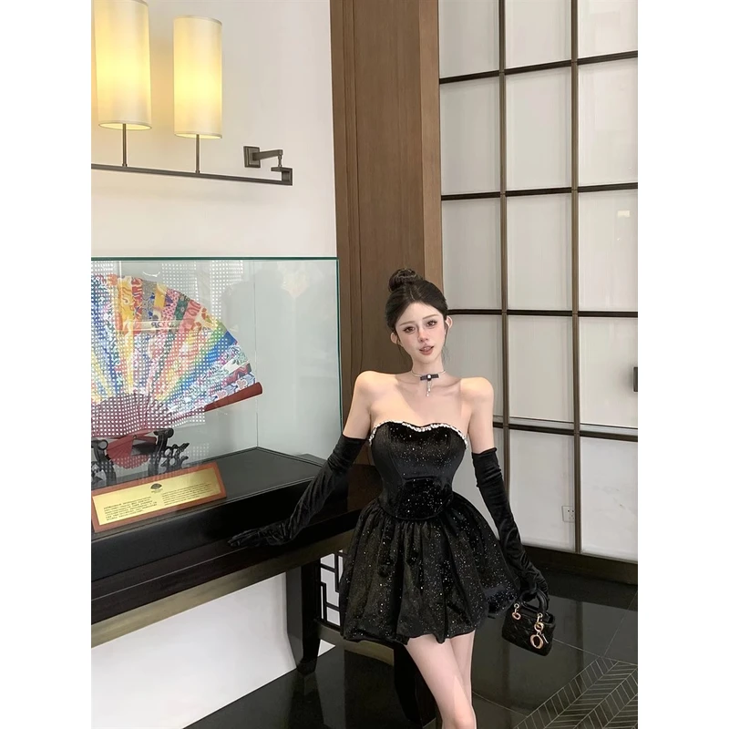 气质高级感party小礼服裙高端轻奢小众蓬蓬裙抹胸丝绒连衣裙女装