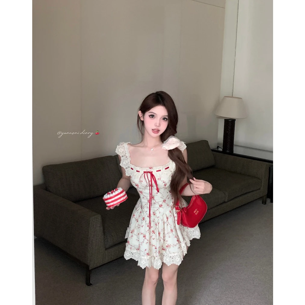 韩版修身碎花短裙女装显瘦中长款甜辣蕾丝拼接碎花收腰吊带连衣裙