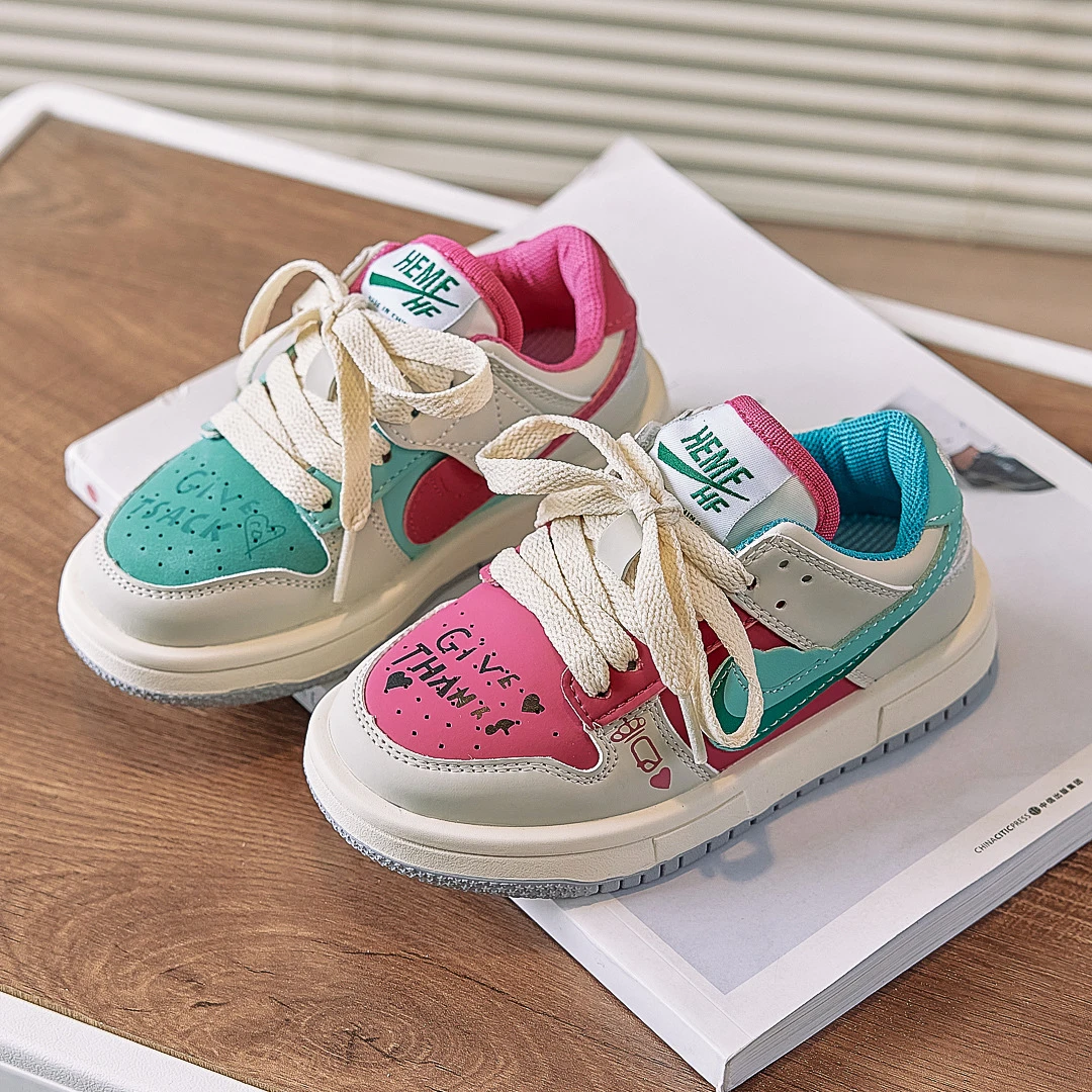 儿童鸳鸯色女童板鞋新款2024男童软底篮球鞋中大童运动鞋潮牌