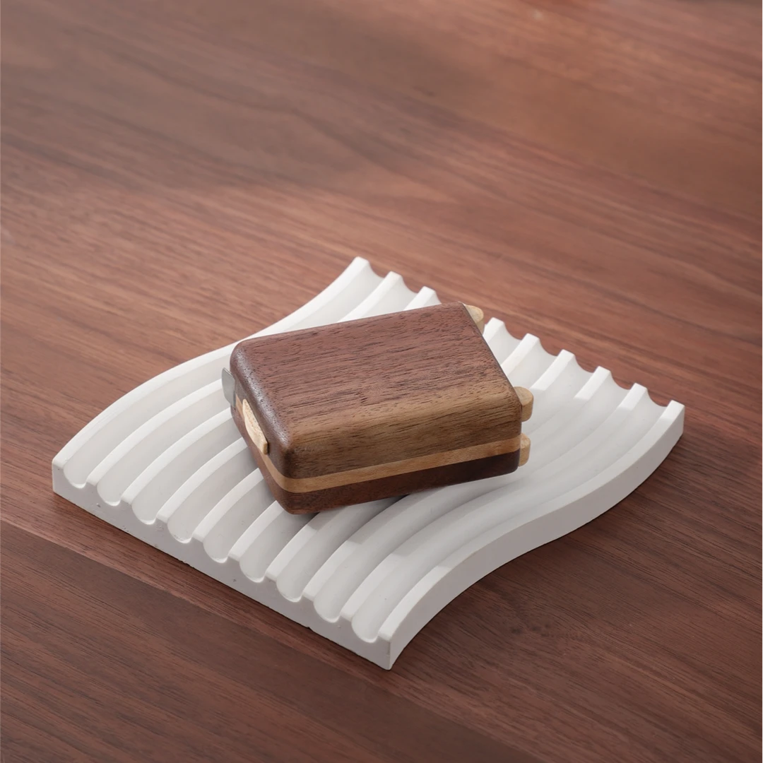 创意桌面摆件  小行李箱 去哪儿