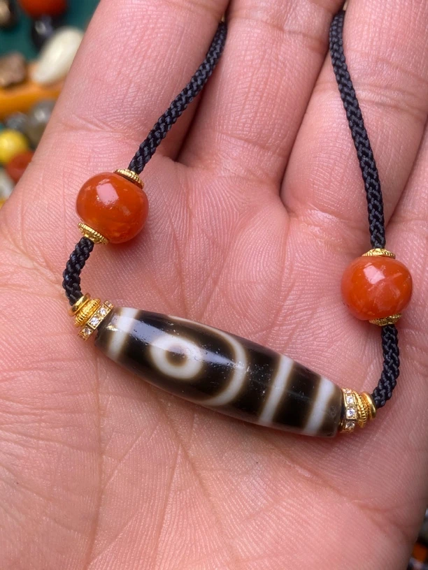 （泽巴姆）藏系如意二眼珠，尺寸1.1*38