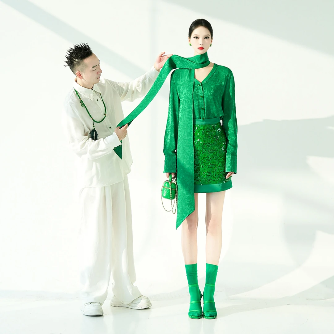 【翡翠】衬衫加哈达